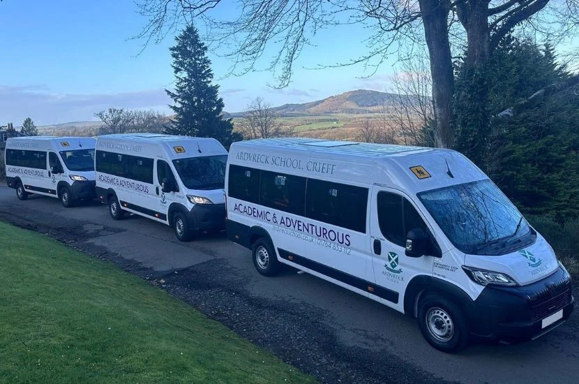 standard minibus livery and logo Ardvreck School